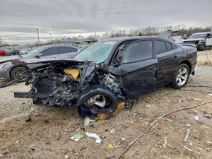 Dodge Challenger SE 3.6L 6 2015