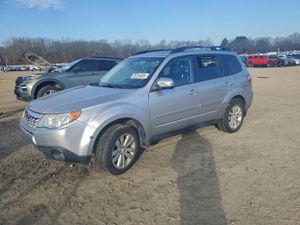 Subaru Forester LIMITED 2.5L 4 2012
