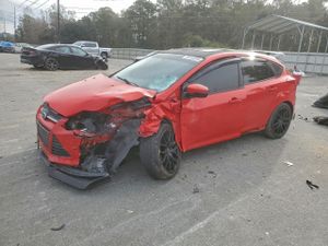 Ford Focus SE 2.0L 4 2013