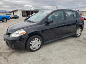 Nissan Versa S 1.8L 4 2012