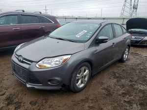 Ford Focus SE 2.0L 4 2014