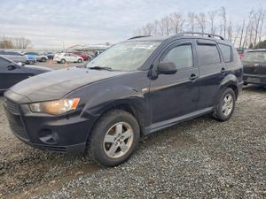 Mitsubishi Outlander ES 2.4L 4 2010