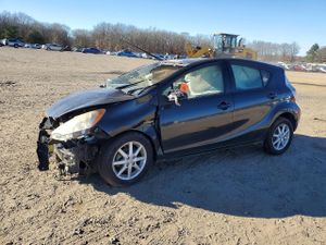 Toyota Prius 1.5L 4 2014