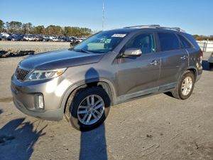 Kia Sorento LX 3.3L 6 2015