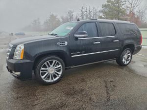 Cadillac Escalade ESV PLATINUM 6.2L 8 2012