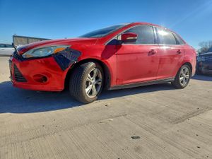 Ford Focus SE 2.0L 4 2014
