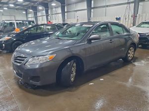 Toyota Camry BASE 2.5L 4 2010