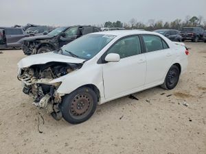 Toyota Corolla BASE 1.8L 4 2013
