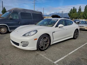 Porsche Panamera 2 3.6L 6 2011