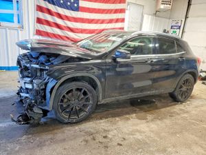 Mercedes-Benz GLA 250 4MATIC 2.0L 4 2015