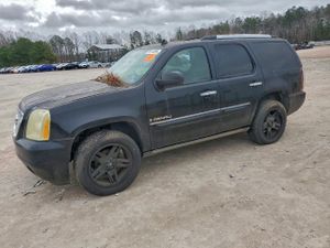 GMC Yukon DENALI 6.2L 8 2007