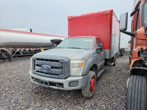 Ford F550 SUPER DUTY 6.7L 8 2013