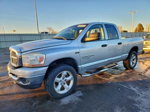 Dodge RAM ST 5.7L 8 2006