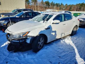 Kia Optima LX 2.4L 4 2015