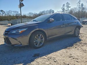 Toyota Camry LE 2.5L 4 2015
