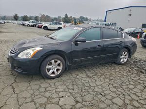 Nissan Altima BASE 2.5L 4 2010