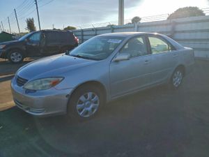 Toyota Camry LE 2.4L 4 2004