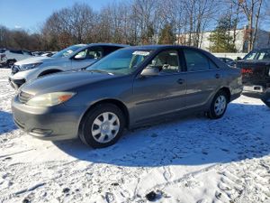 Toyota Camry LE 2.4L 4 2002