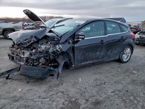 Ford Focus TITANIUM 2.0L 4 2015