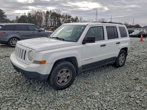 Jeep Patriot SPORT 2.4L 4 2014