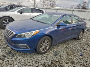 Hyundai Sonata SE 2.4L 4 2015