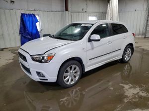 Mitsubishi Outlander SE 2.0L 4 2012