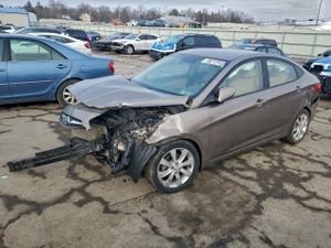 Hyundai Accent GLS 1.6L 4 2012