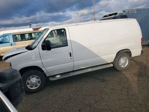 Ford Econoline E250 VAN 4.6L 8 2013