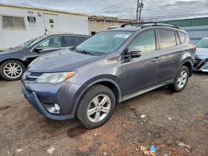 Toyota Rav4 XLE 2.5L 4 2014