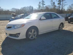 Toyota Camry L 2.5L 4 2013