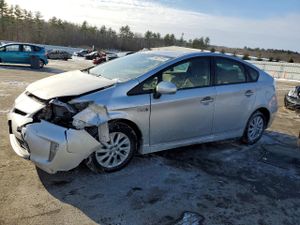 Toyota Prius 1.8L 4 2014