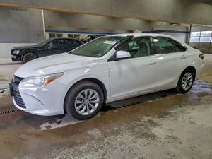 Toyota Camry LE 2.5L 4 2015