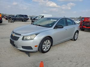 Chevrolet Cruze LS 1.8L 4 2012