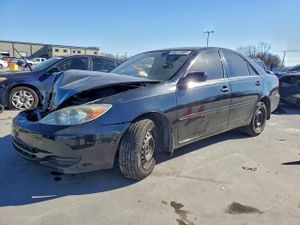 Toyota Camry LE 2.4L 4 2002