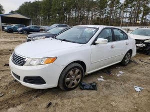 Kia Optima LX 2.4L 4 2010
