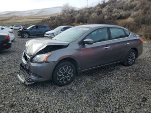 Nissan Sentra S 1.8L 4 2015