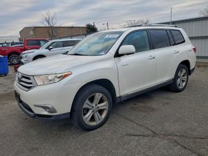 Toyota Highlander LIMITED 3.5L 6 2013