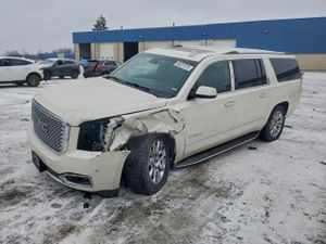 GMC Yukon DENALI 6.2L 8 2015