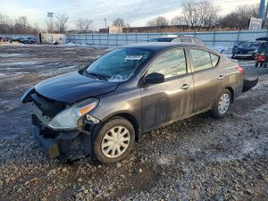 Nissan Versa S 1.6L 4 2015