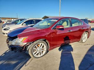 Nissan Maxima S 3.5L 6 2010