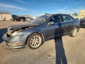 Ford Fusion SE 2.5L 4 2011