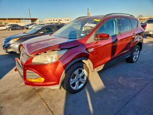 Ford Escape S 2.5L 4 2014