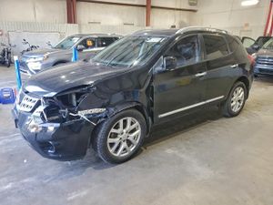 Nissan Rogue S 2.5L 4 2013