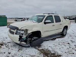 Chevrolet Avalanche LTZ 5.3L 8 2013