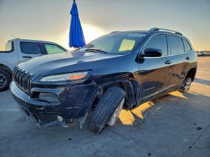 Jeep Cherokee LATITUDE 2.4L 4 2015