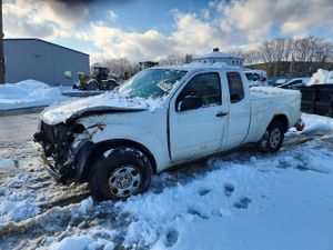 Nissan Frontier S 2.5L 4 2013