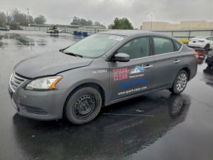 Nissan Sentra S 1.8L 4 2015