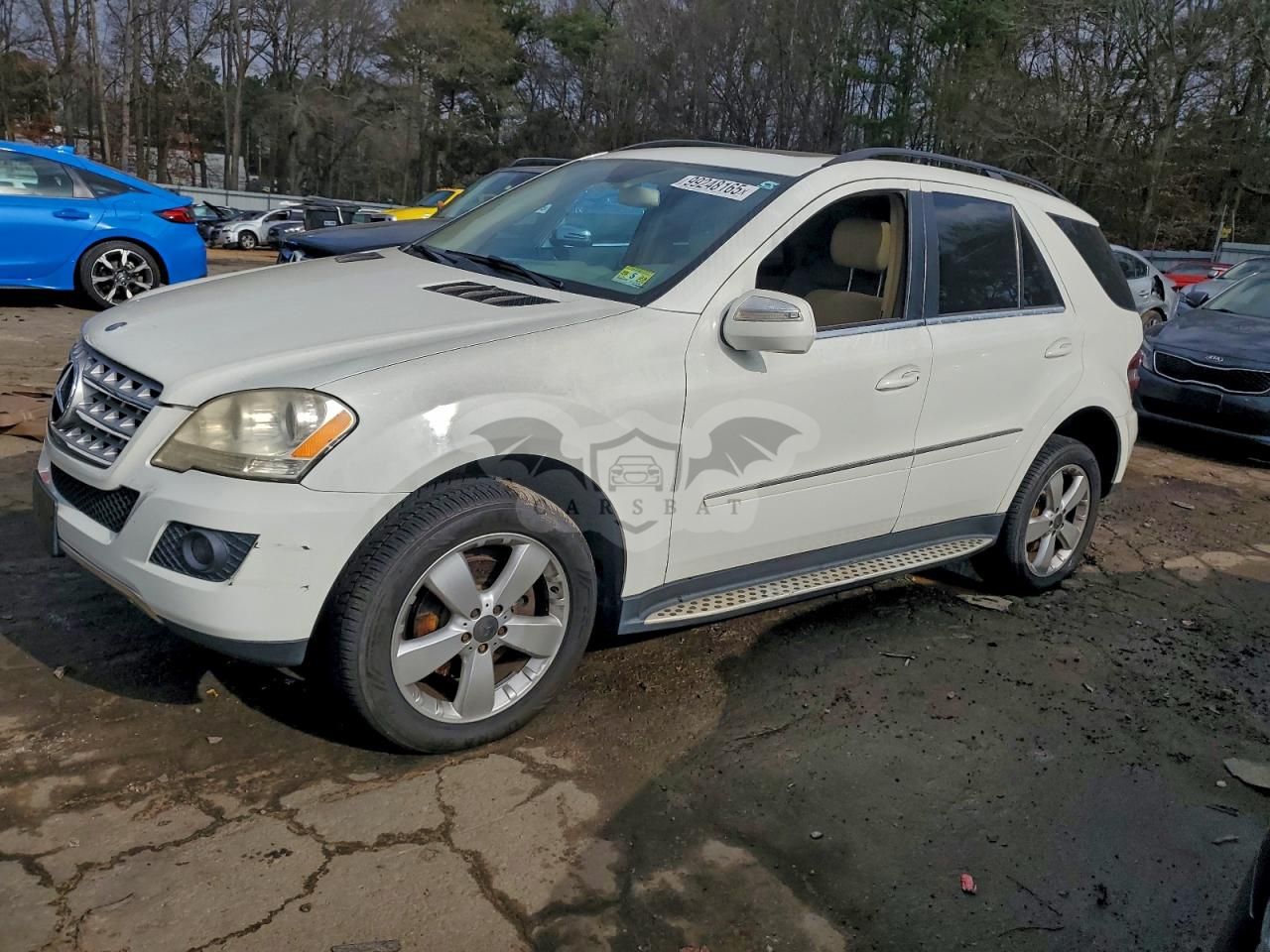 Mercedes-Benz 350 350 4MATIC 3.5L 6 2010