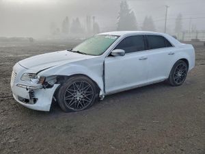 Chrysler 300C 5.7L 8 2014