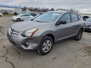 Nissan Rogue S 2.5L 4 2015